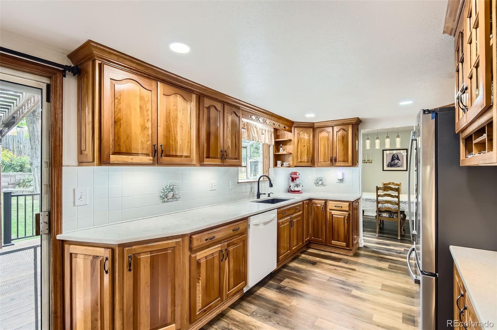 5539 E Briarwood Circle