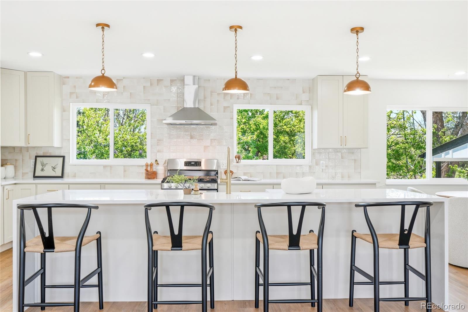 3057 S Rosemary Street