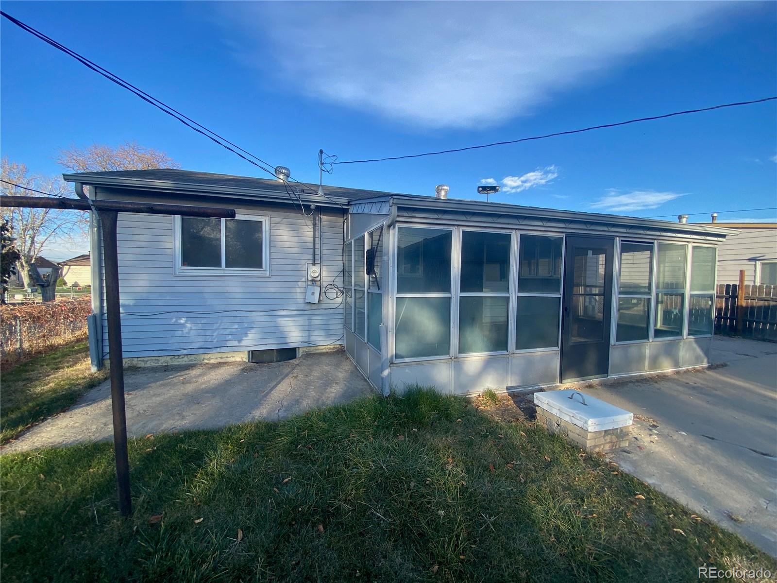 7940 Hollywood Street