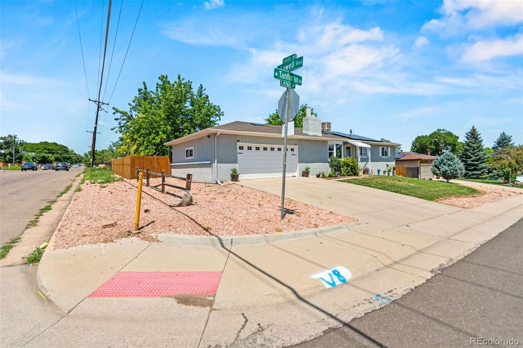Photo of 3397 W Tanforan Drive, Englewood, CO 80110 (MLS # 6738863)