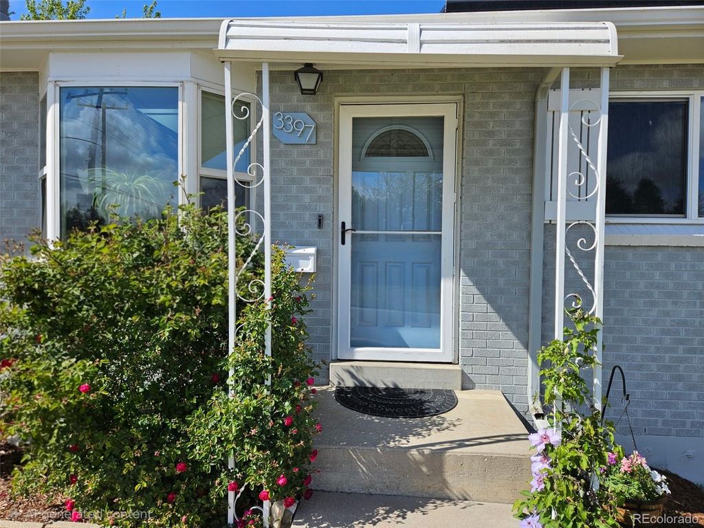 Photo of 3397 W Tanforan Drive, Englewood, CO 80110 (MLS # 6738863)