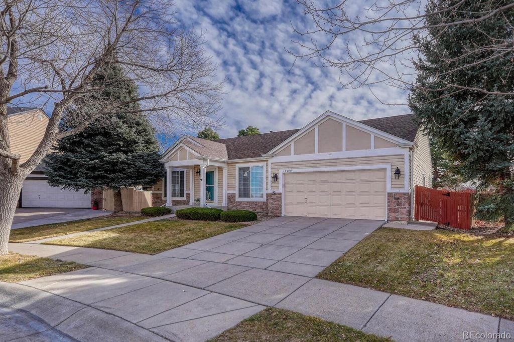 Photo of 10600 W Girard Avenue, Lakewood, CO 80227 (MLS # 7638018)