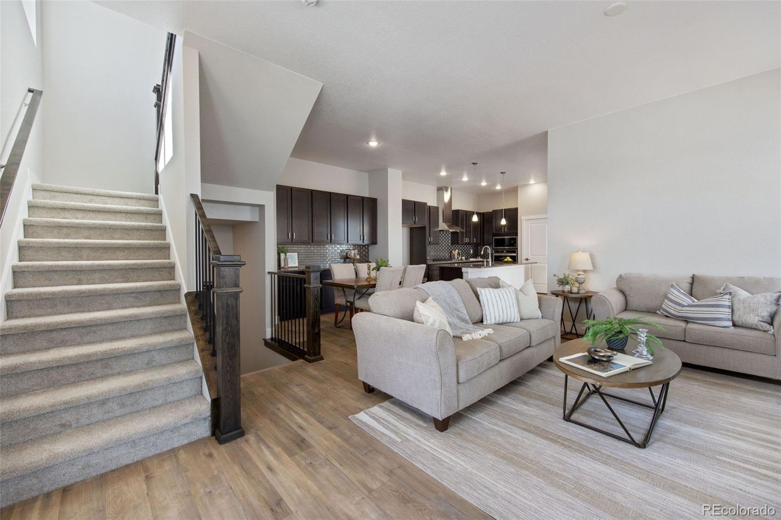 5006 Rendezvous Parkway