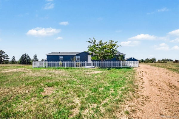 40945 TOPAZ DR, DEER TRAIL, CO 80105 - Image 104a297e26e54fd36dbe9ef3daad5ece/2319932444