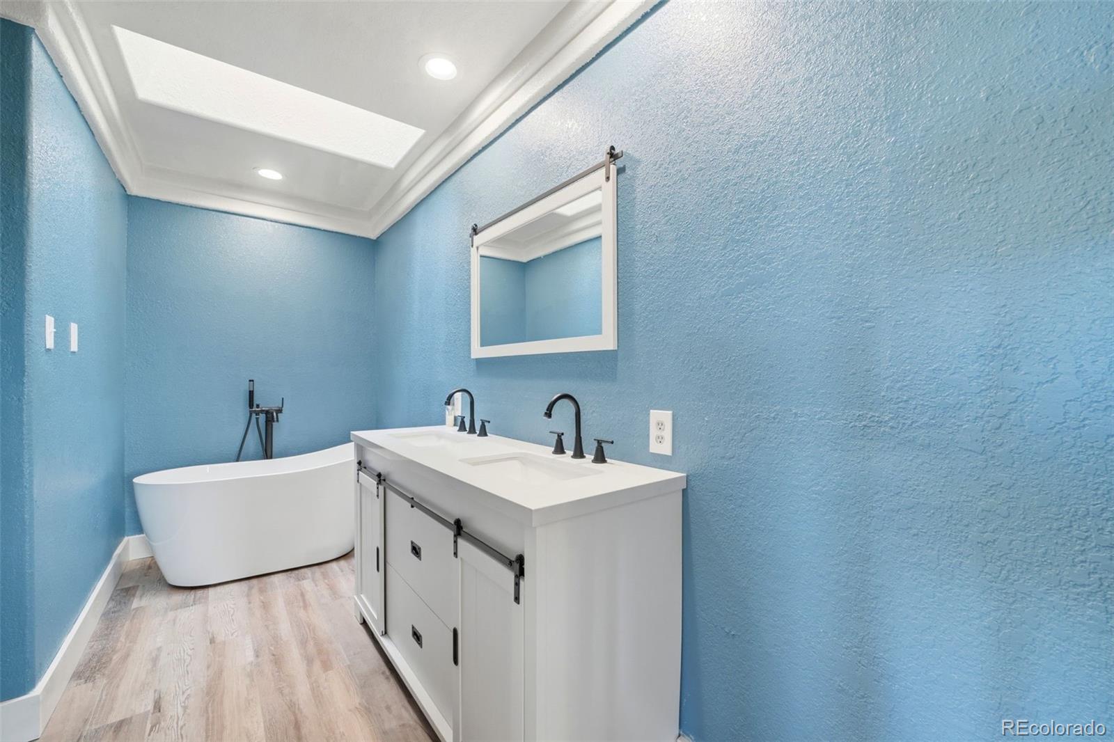 321 W Linden Avenue