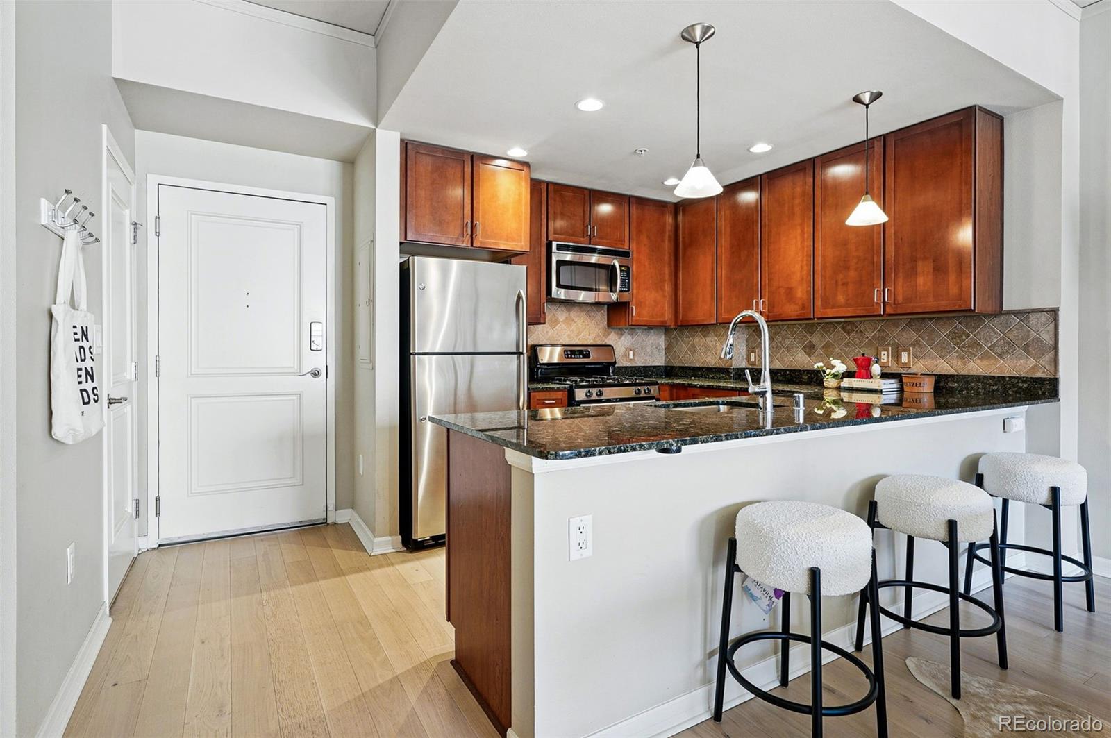 1975 N Grant Street 810