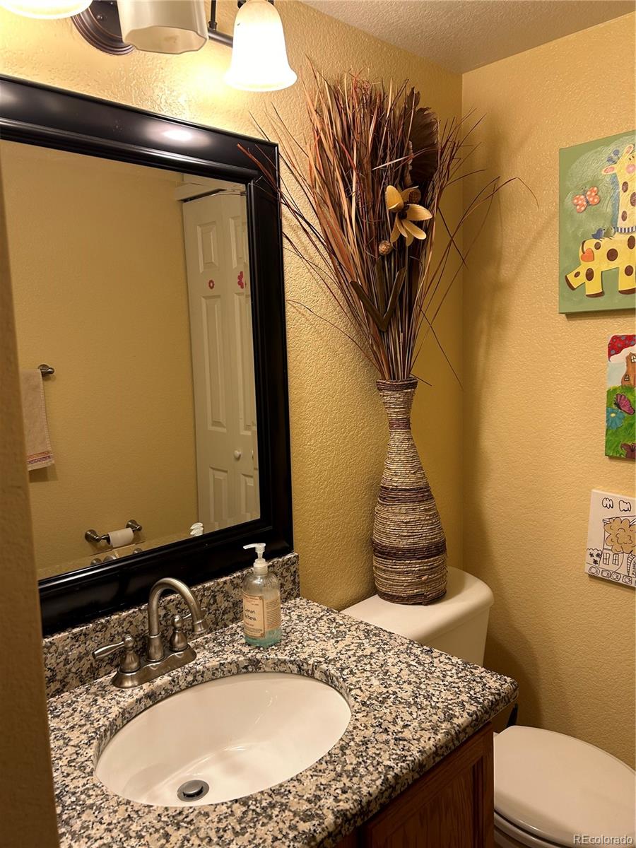 16984 E Wyoming Drive