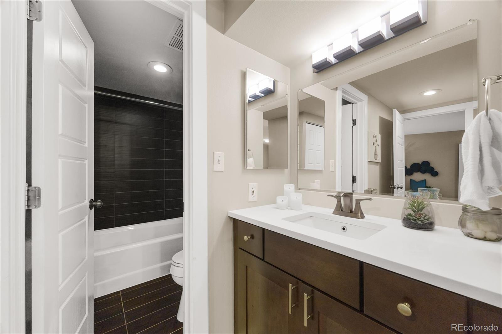 1777 Larimer Street 2107