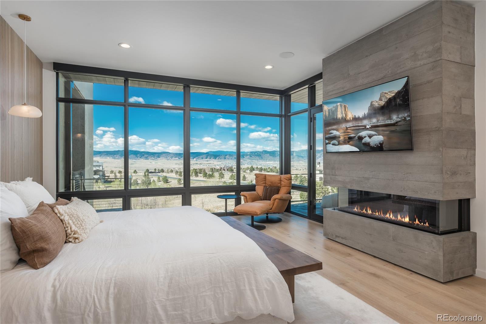 502 Emberglow Ln, Highlands Ranch, CO, 80126, USA, 4 Bedrooms Bedrooms, ,7 BathroomsBathrooms,Residential,Contingent,502 Emberglow Ln,3657674