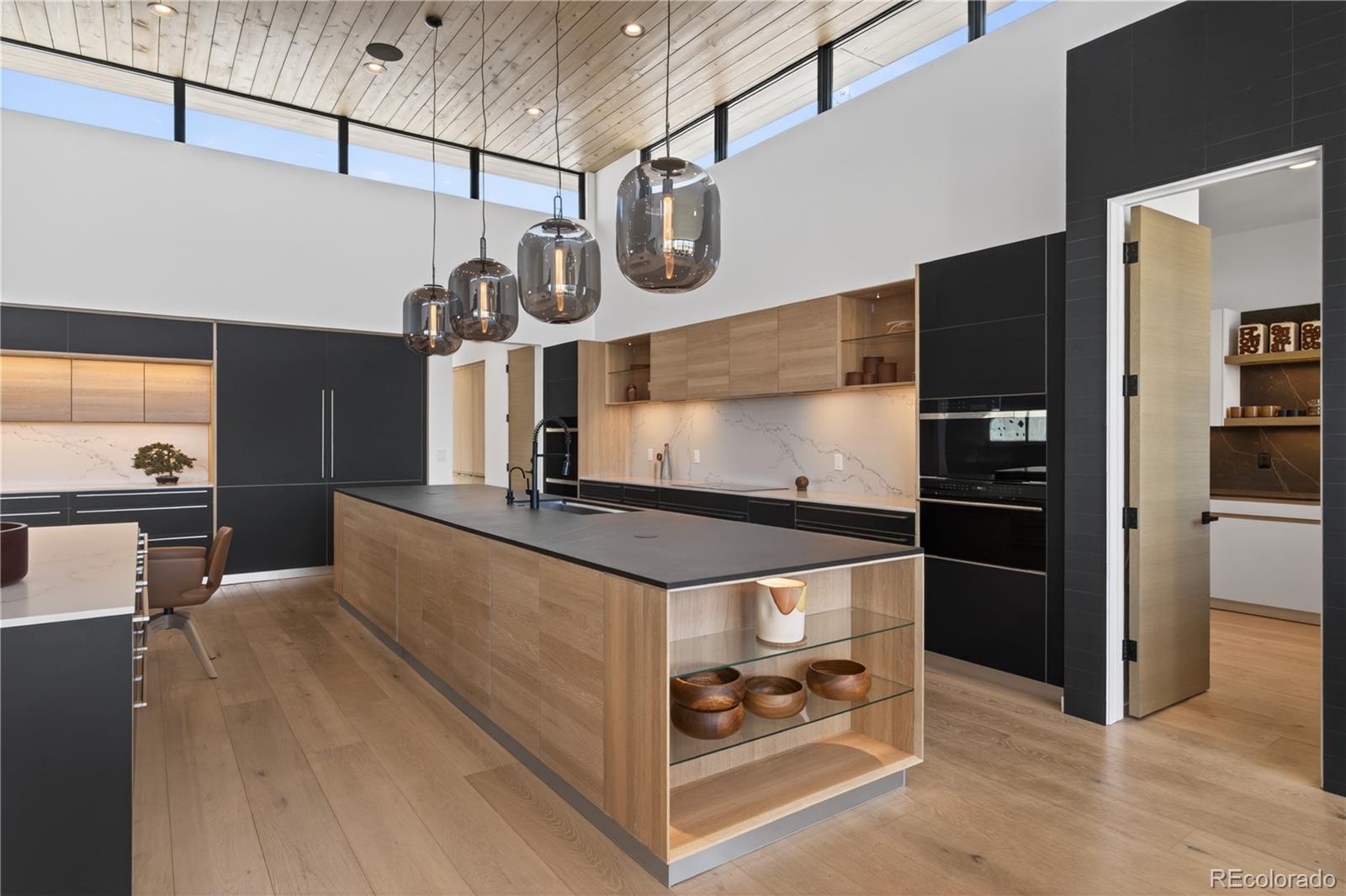502 Emberglow Ln, Highlands Ranch, CO, 80126, USA, 4 Bedrooms Bedrooms, ,7 BathroomsBathrooms,Residential,Contingent,502 Emberglow Ln,3657674