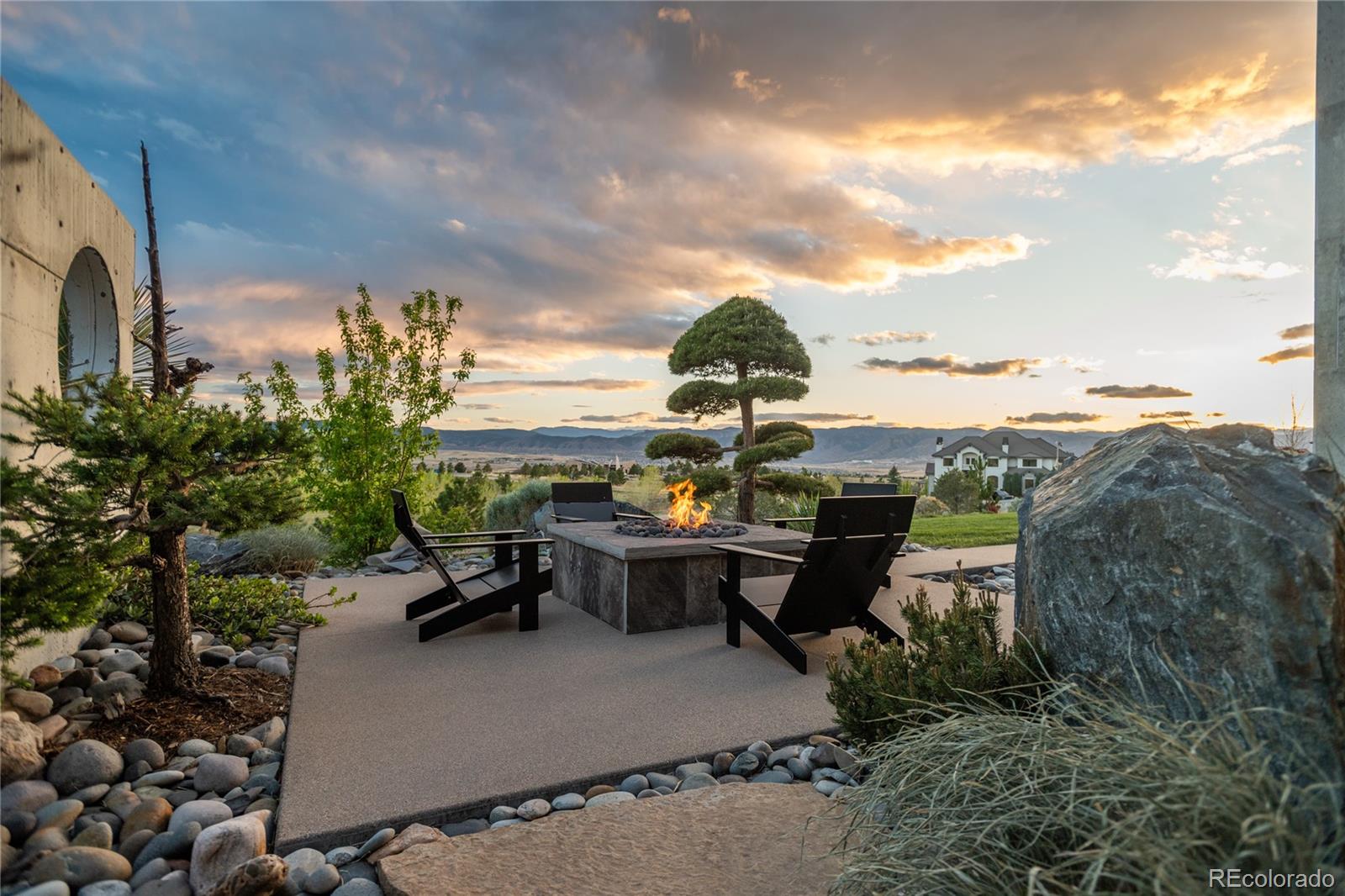 502 Emberglow Ln, Highlands Ranch, CO, 80126, USA, 4 Bedrooms Bedrooms, ,7 BathroomsBathrooms,Residential,Contingent,502 Emberglow Ln,3657674