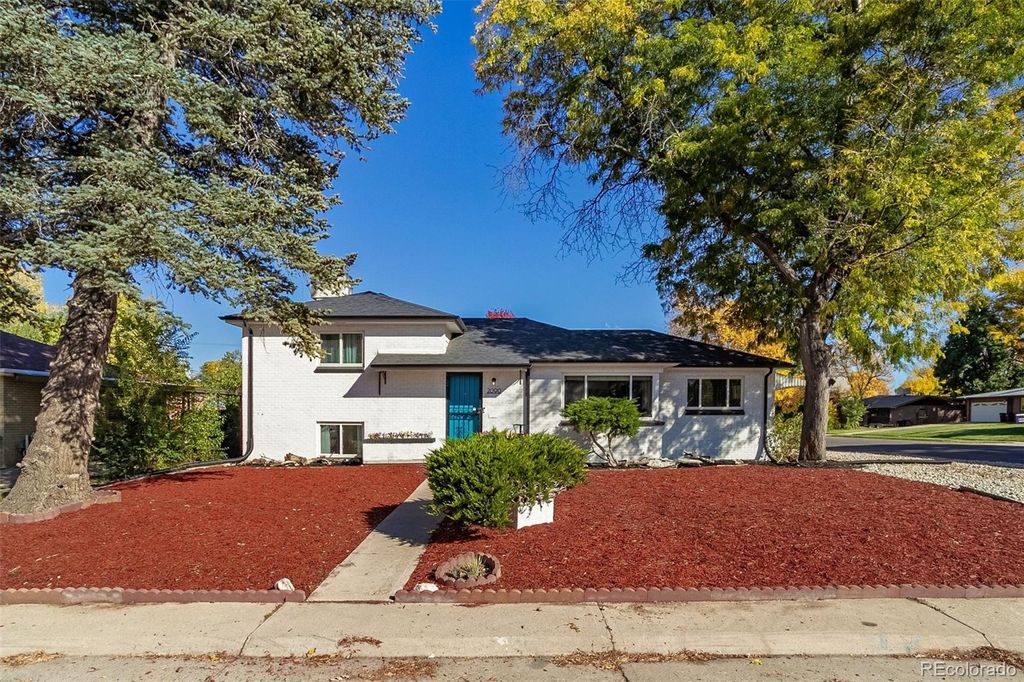 Photo of 2090 S Wolff Street, Denver, CO 80219 (MLS # 3303987)