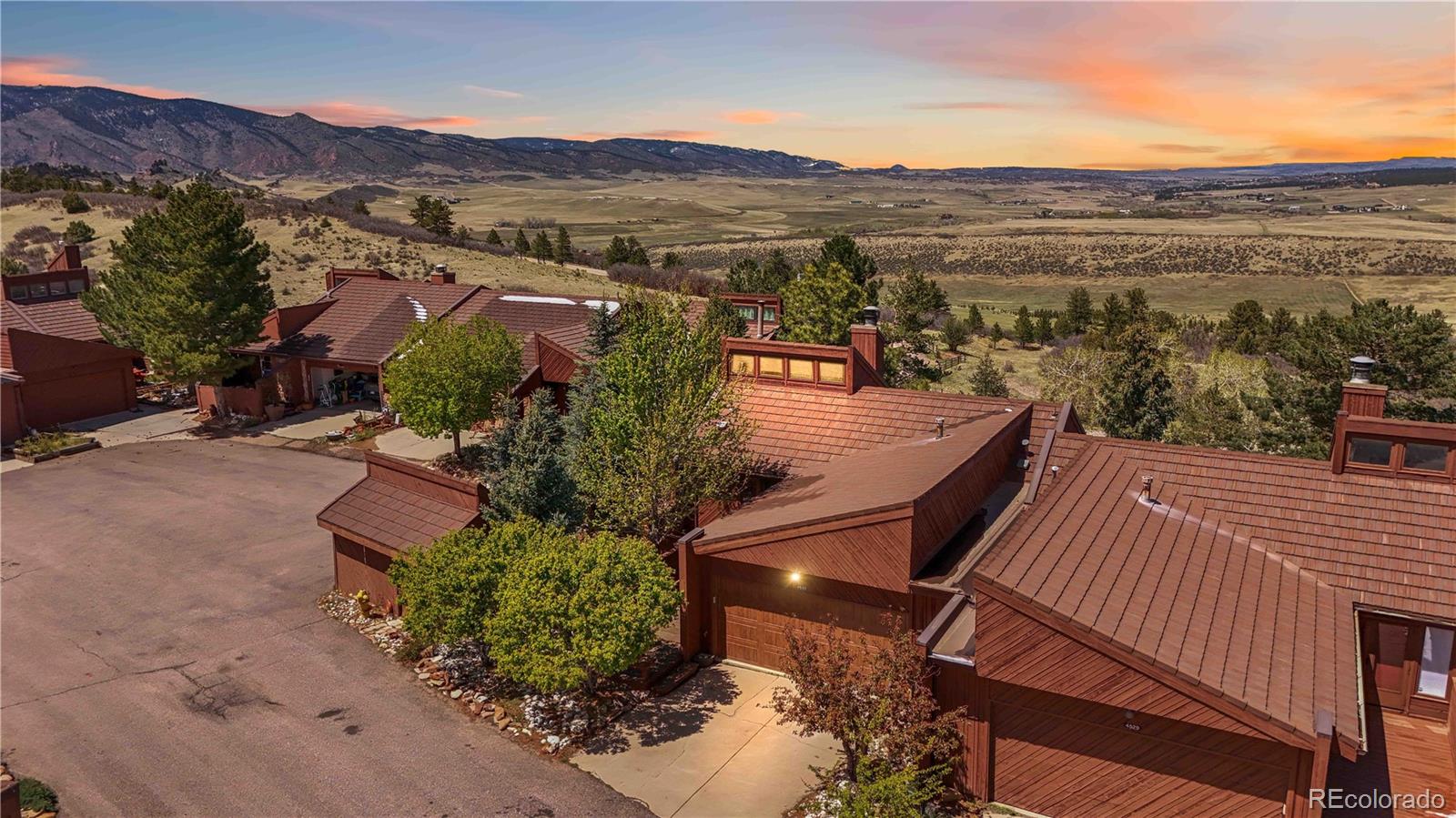 4535 Sentinel Rock