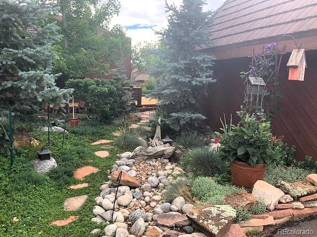 4535 Sentinel Rock