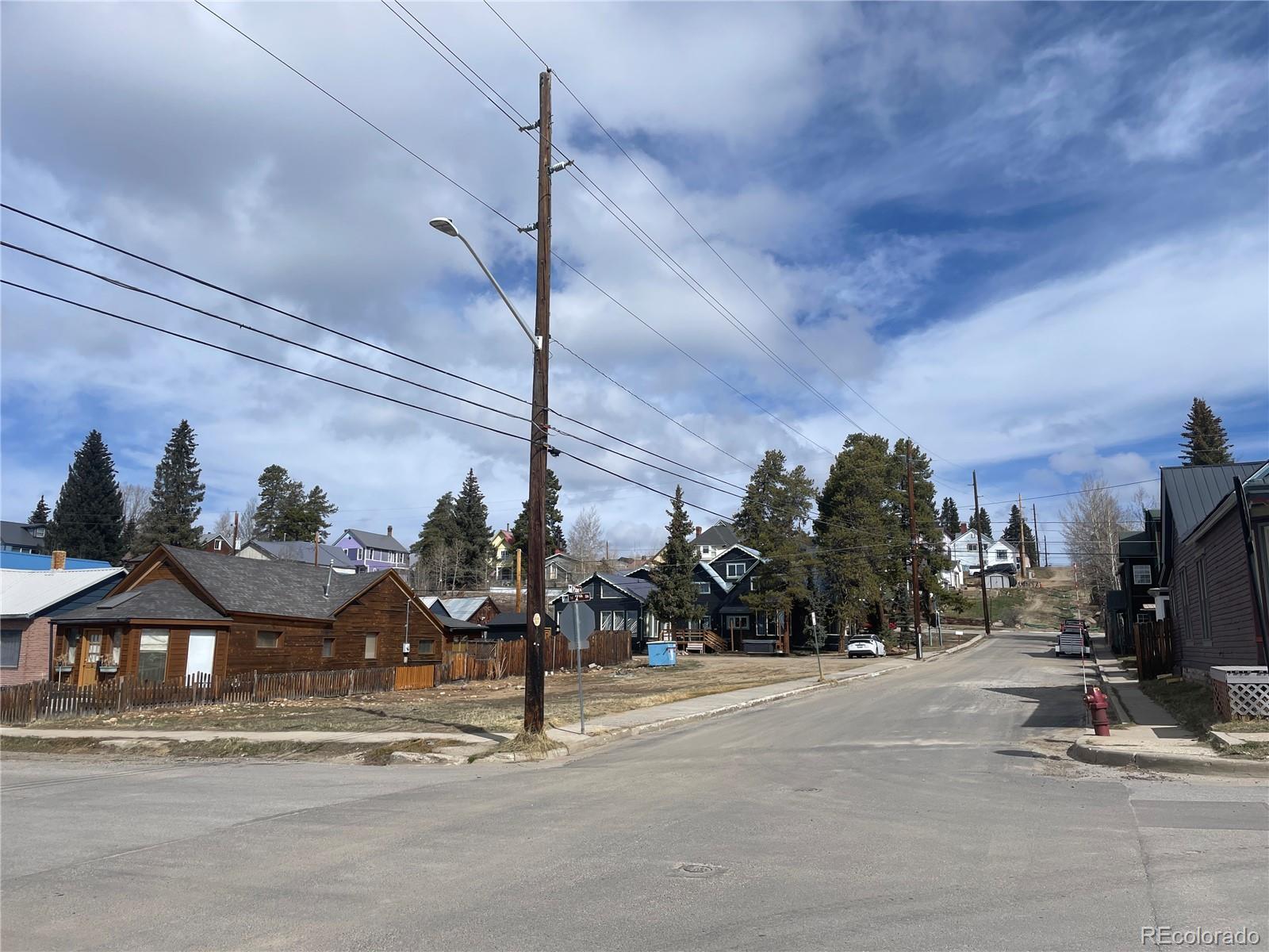 200 W 7th Street