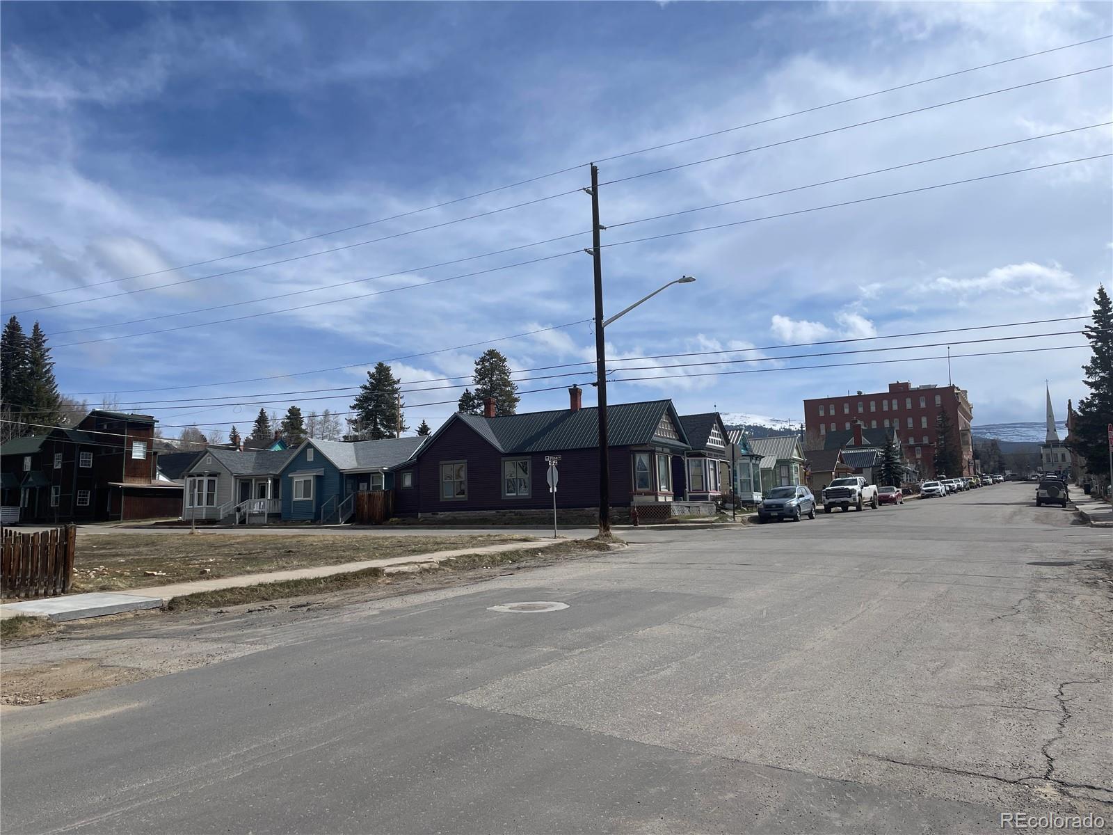 200 W 7th Street