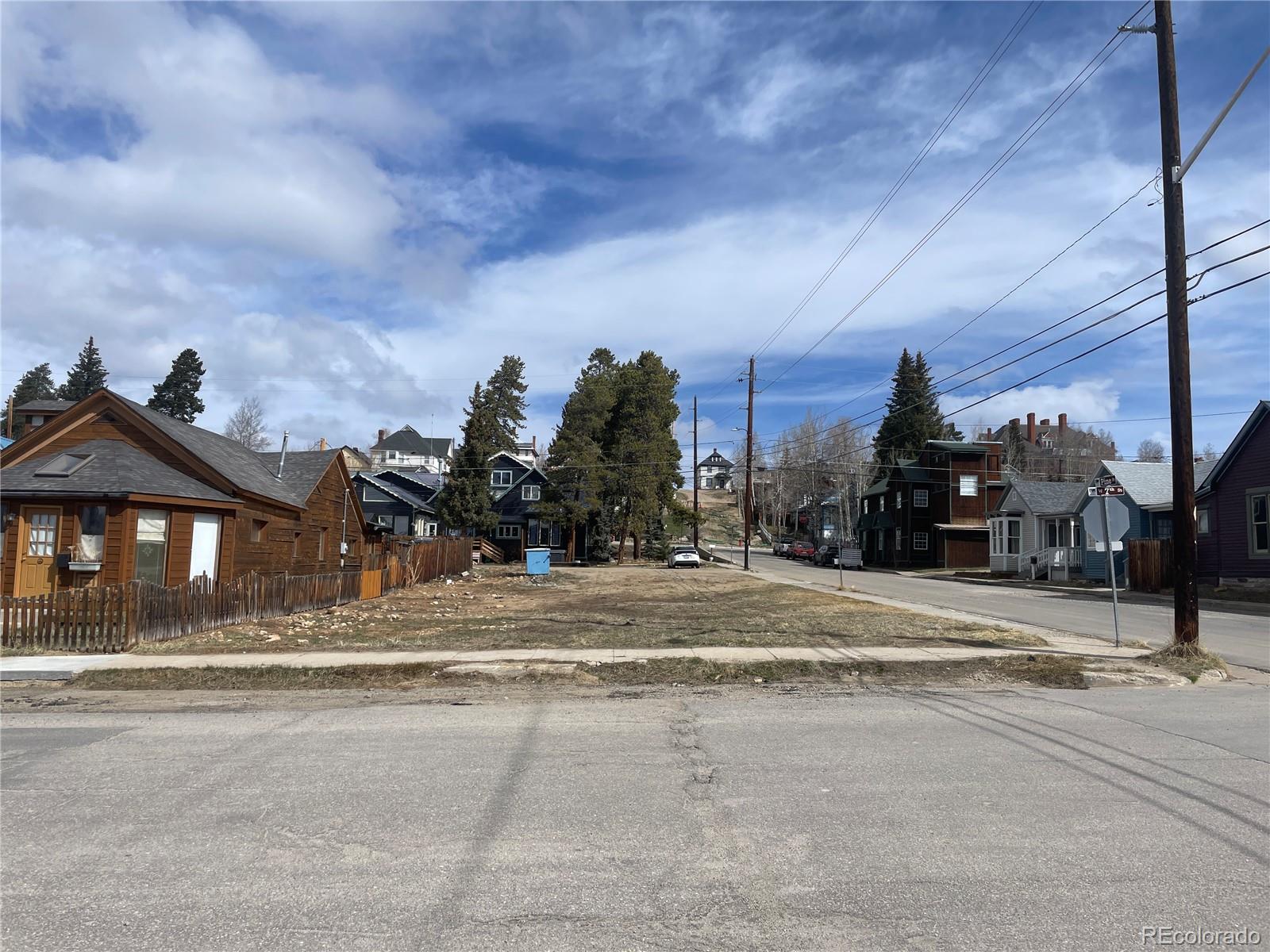 200 W 7th Street
