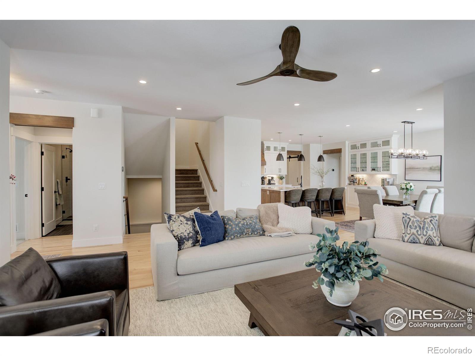 711 William Way