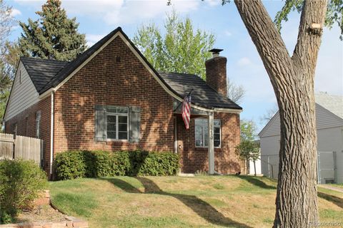Photo of 1230 Magnolia Street, Denver, CO 80220 (MLS # 8708334)