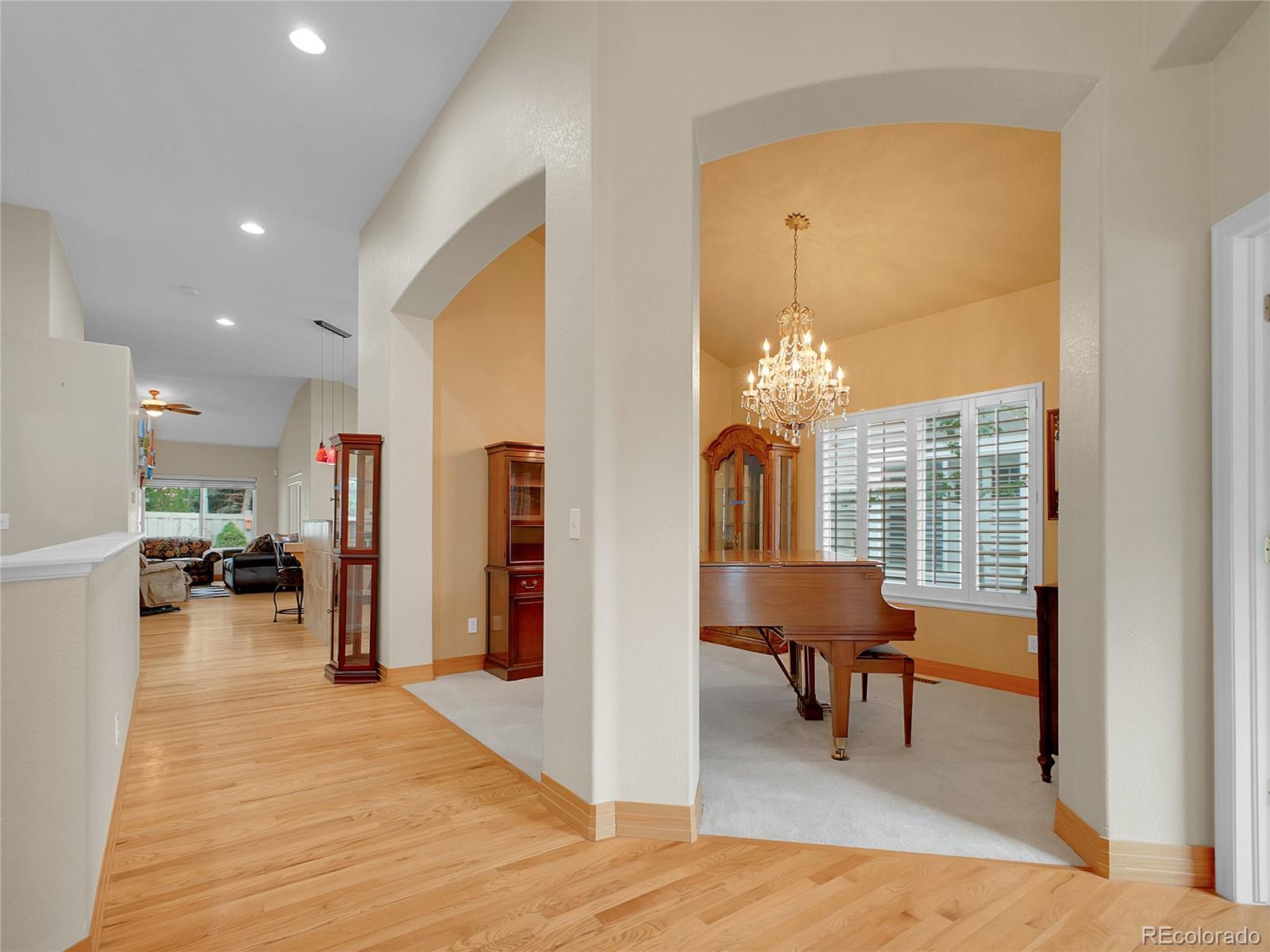 6900 W Grant Ranch Boulevard 10