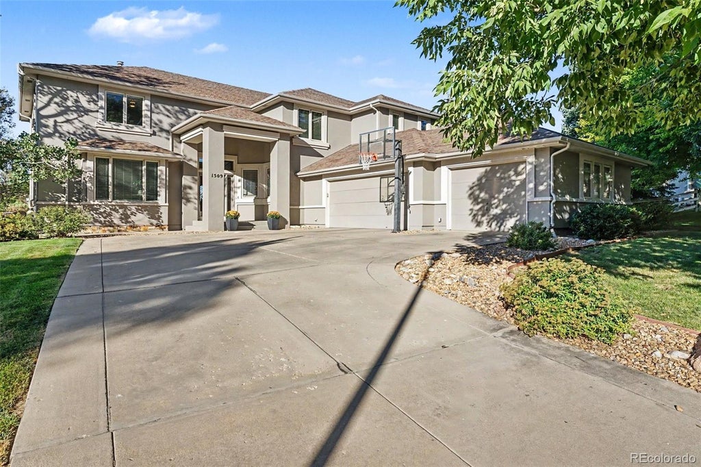 Photo of 1509 Redwing Lane, Broomfield, CO 80020 (MLS # 7555402)