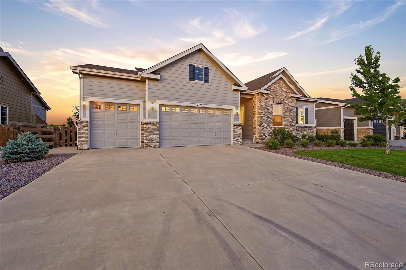 7170 S Riverwood Way - Photo 2