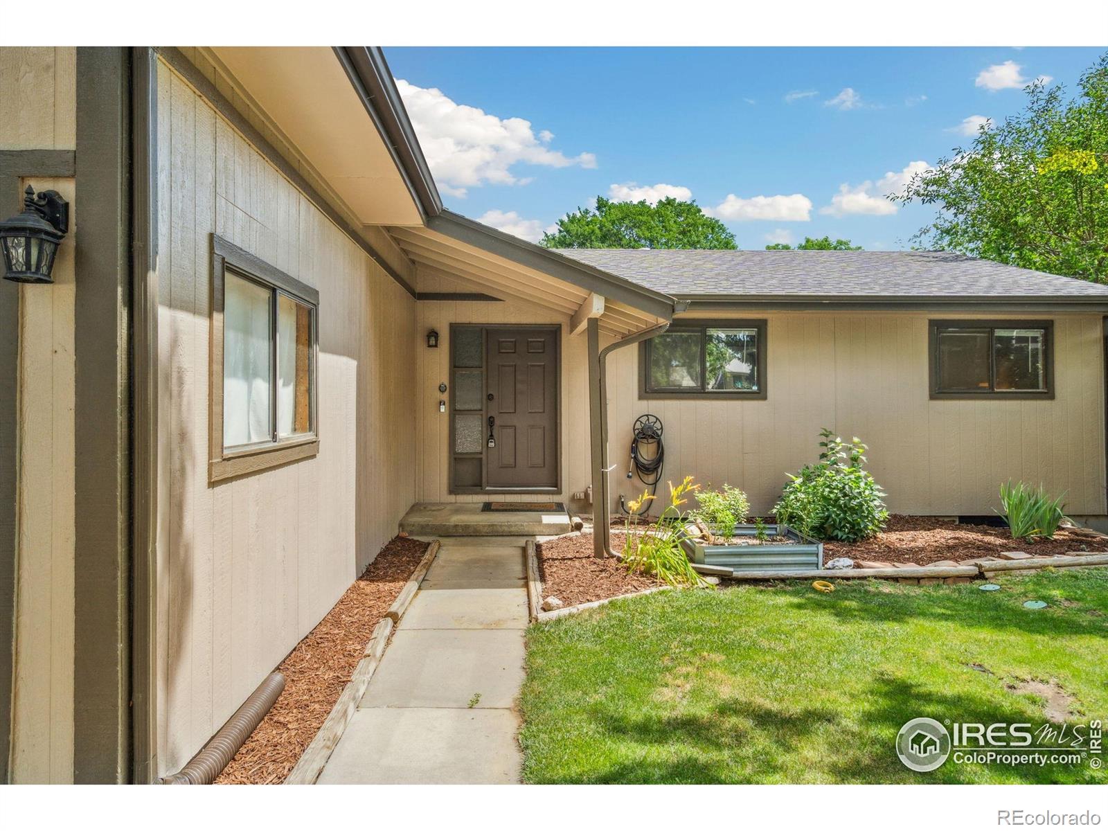 2102 Clarice Court