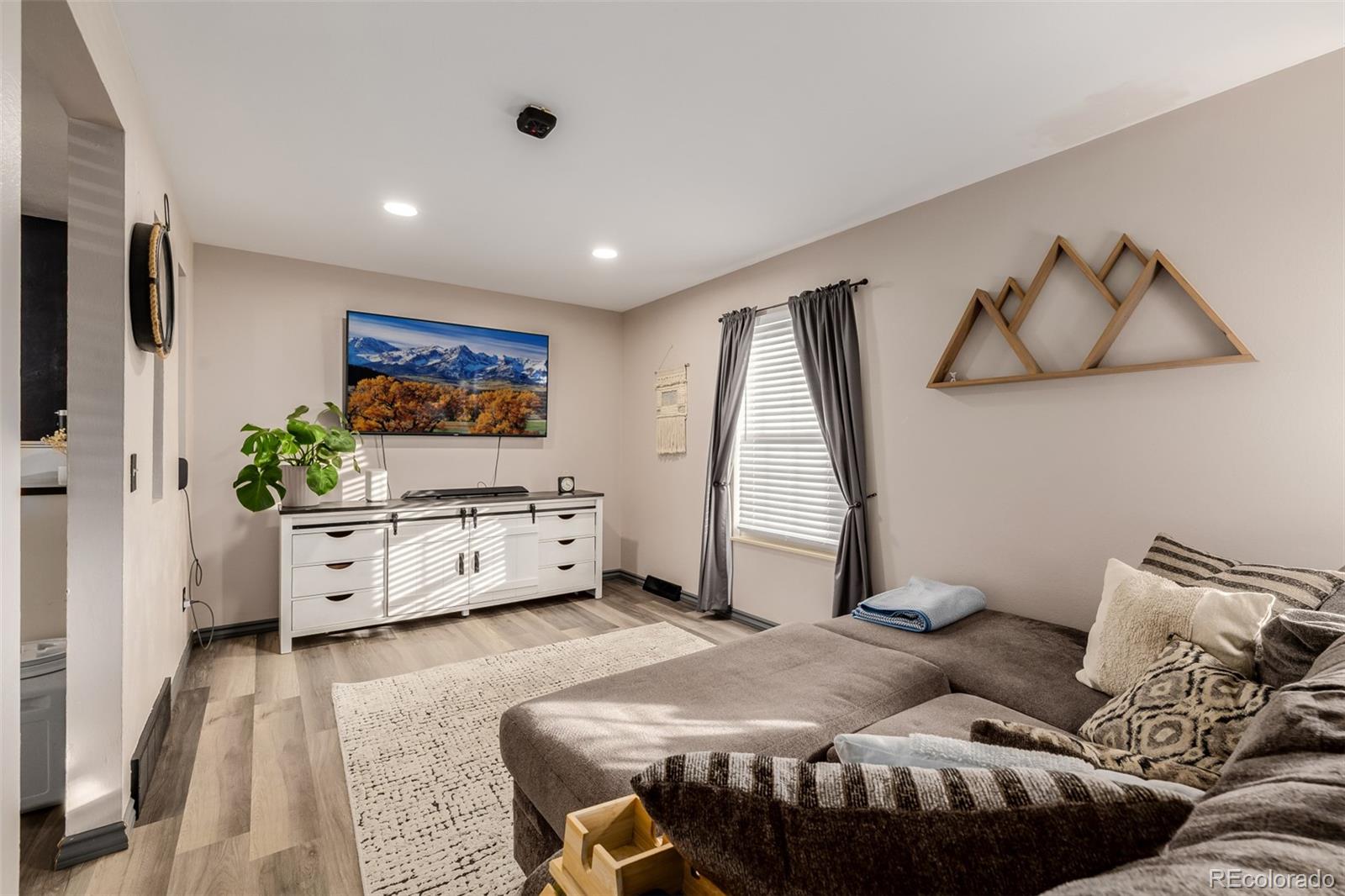 10587 W 107th Avenue