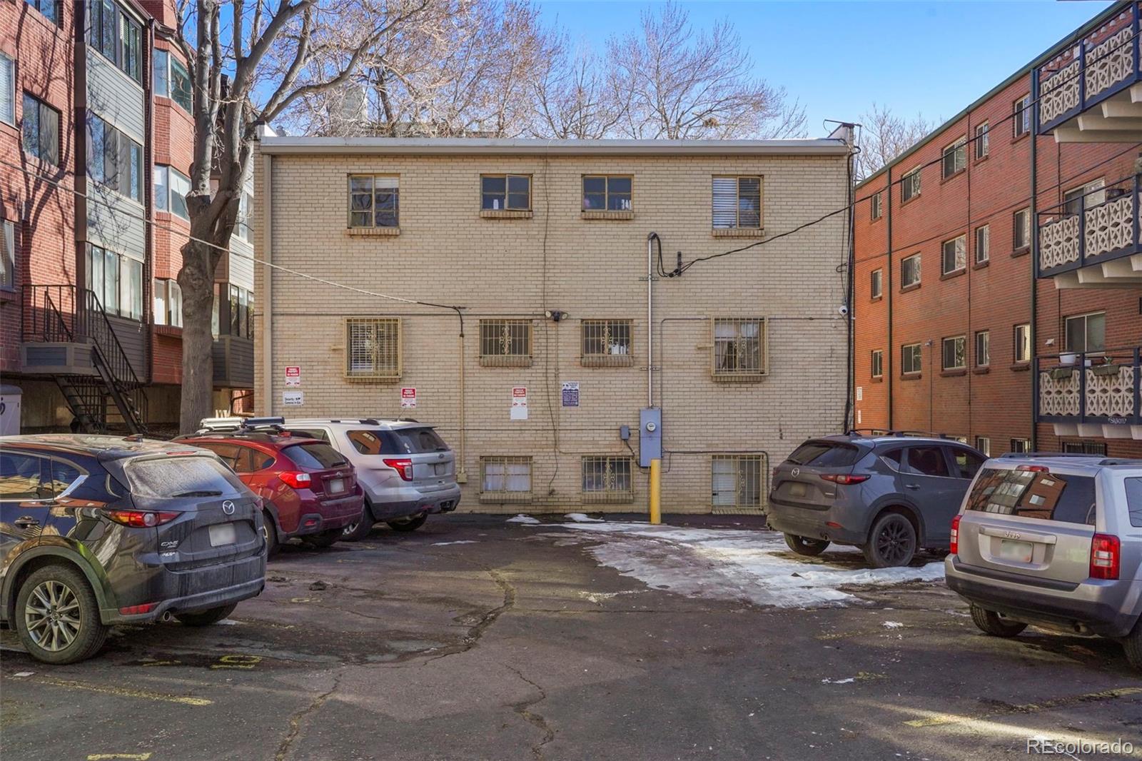 661 N Pearl Street