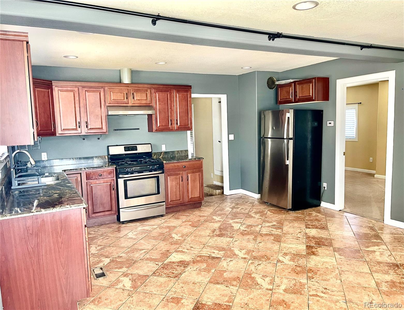 2561 W Dartmouth Avenue, Denver, CO, 80236 3 2561 W Dartmouth Avenue
