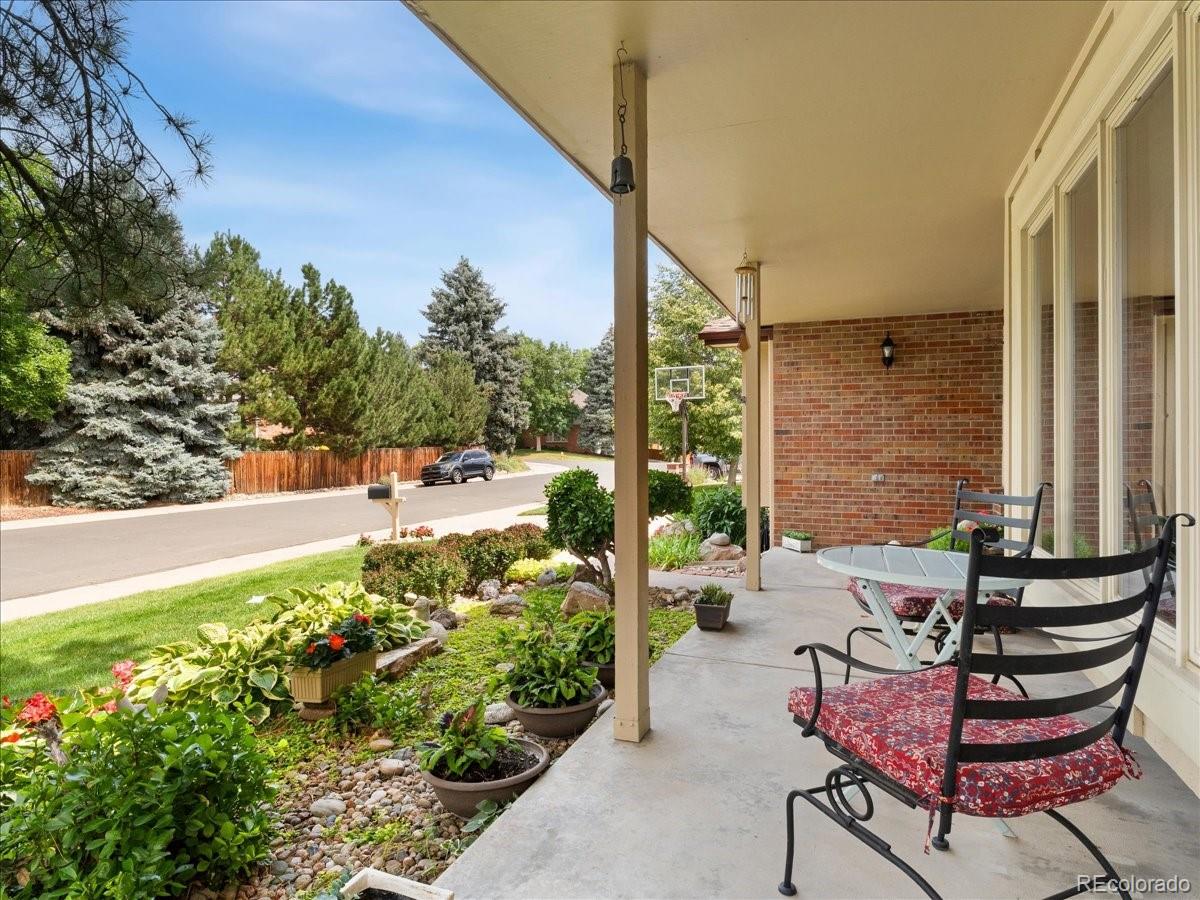 6180 S Jamaica Court