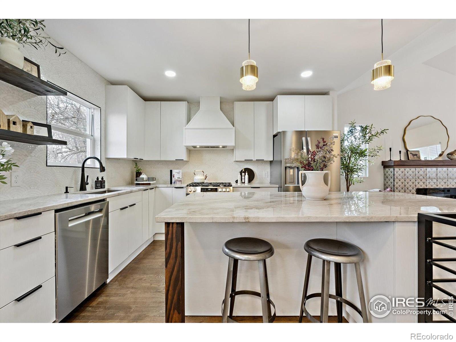 3360 S Broadway Street