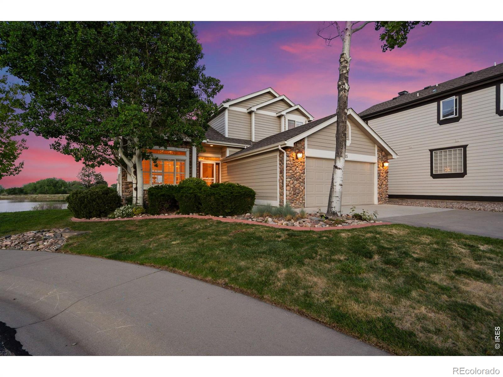 535 Lakeside Place