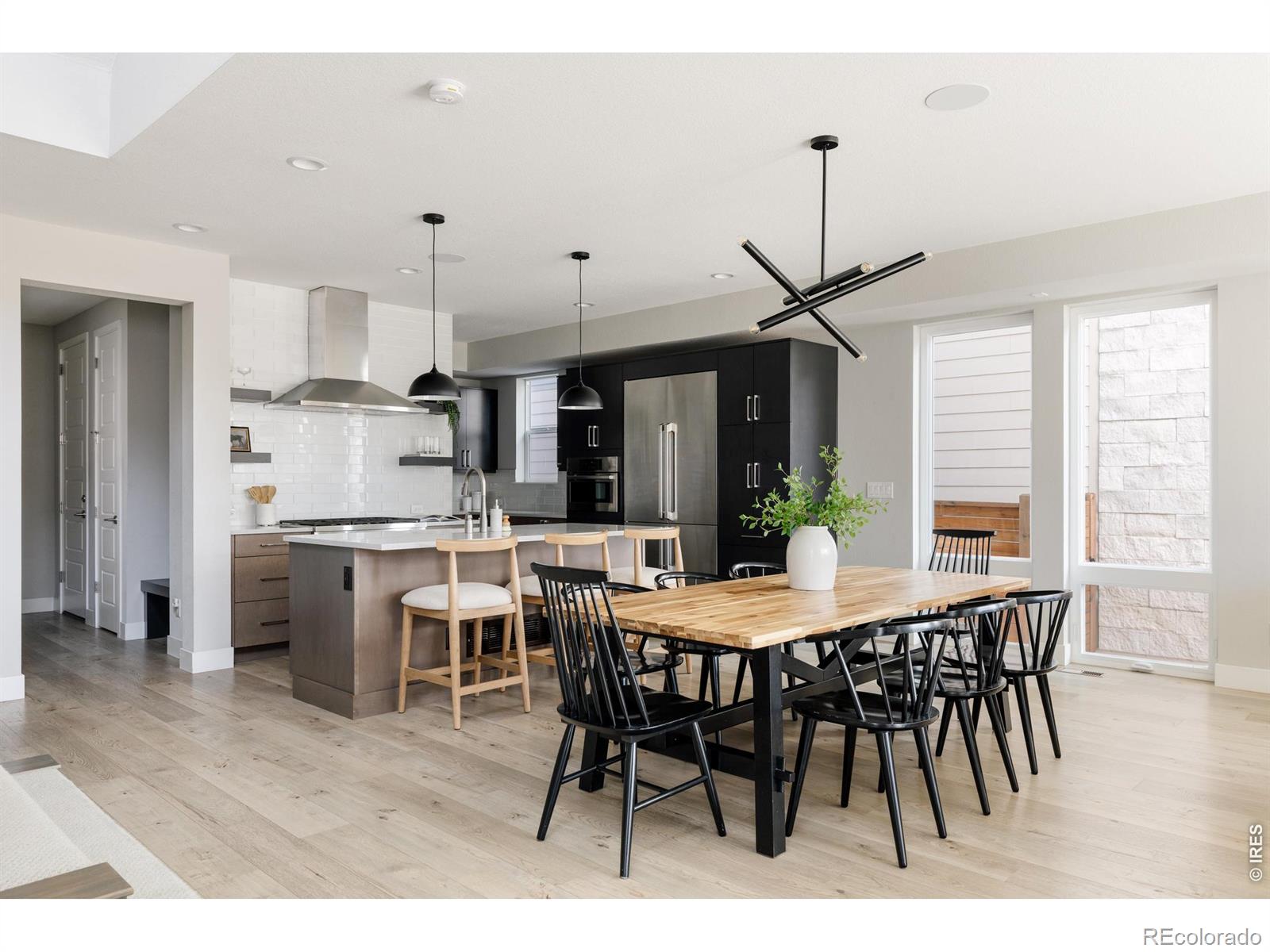 6358 N Elmira Court