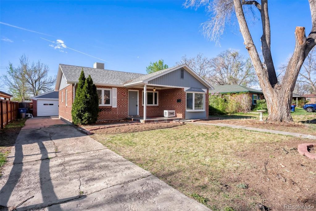 Photo of 7944 W 17th Avenue, Lakewood, CO 80214 (MLS # 1975250)