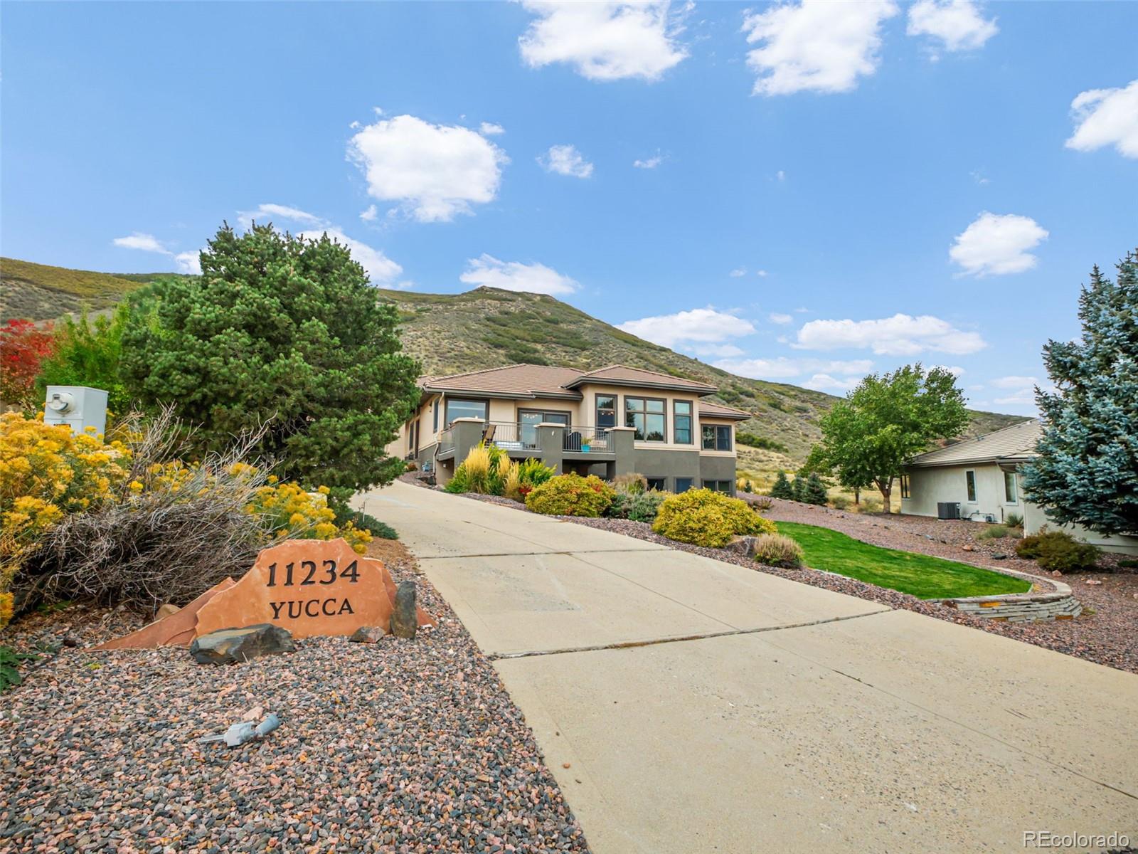 11234 W Yucca