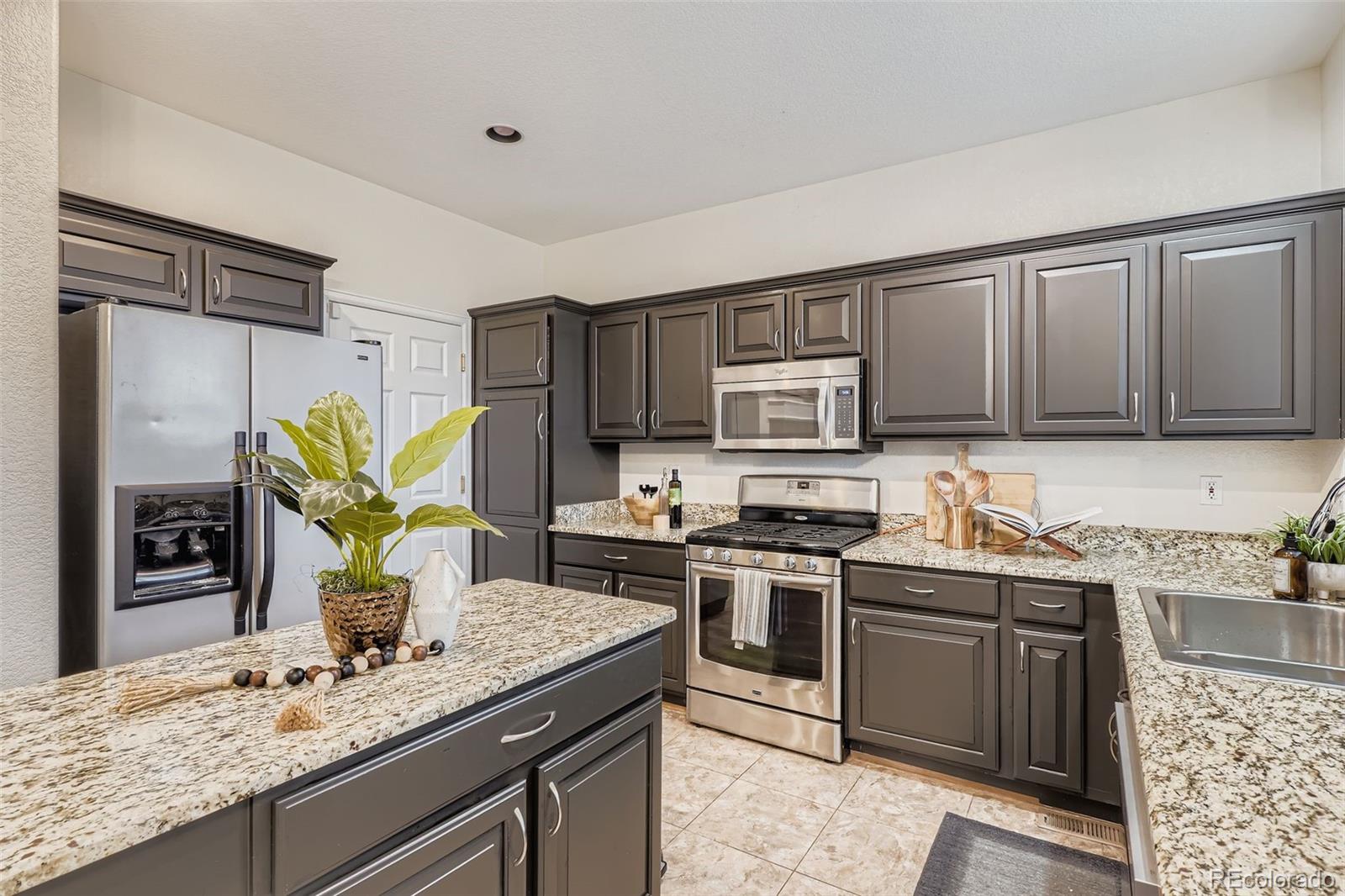 3229 Green Haven Circle, Highlands Ranch, CO, 80126 2 3229 Green Haven Circle