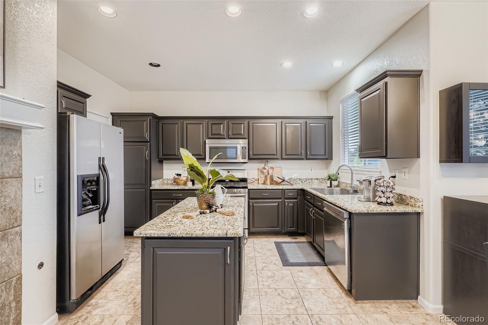 3229 Green Haven Circle, Highlands Ranch, CO, 80126 3 3229 Green Haven Circle