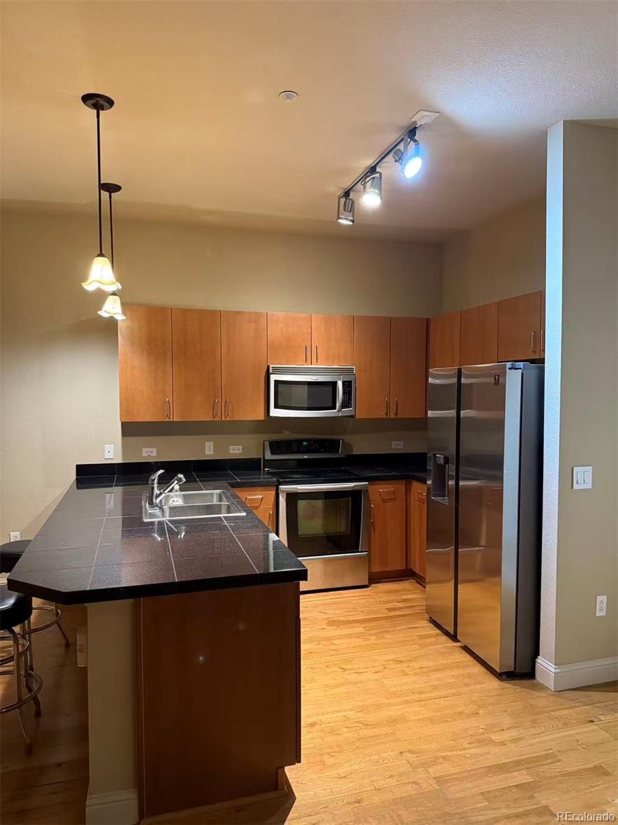 5401 S Park Terrace Avenue 105C