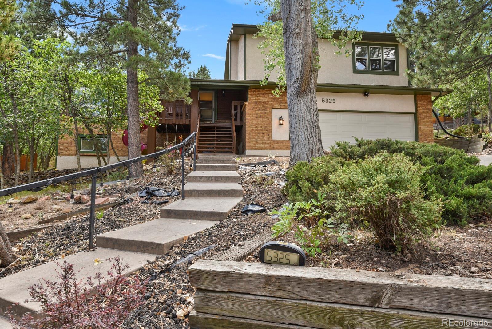 5325 Autumn Hills Court