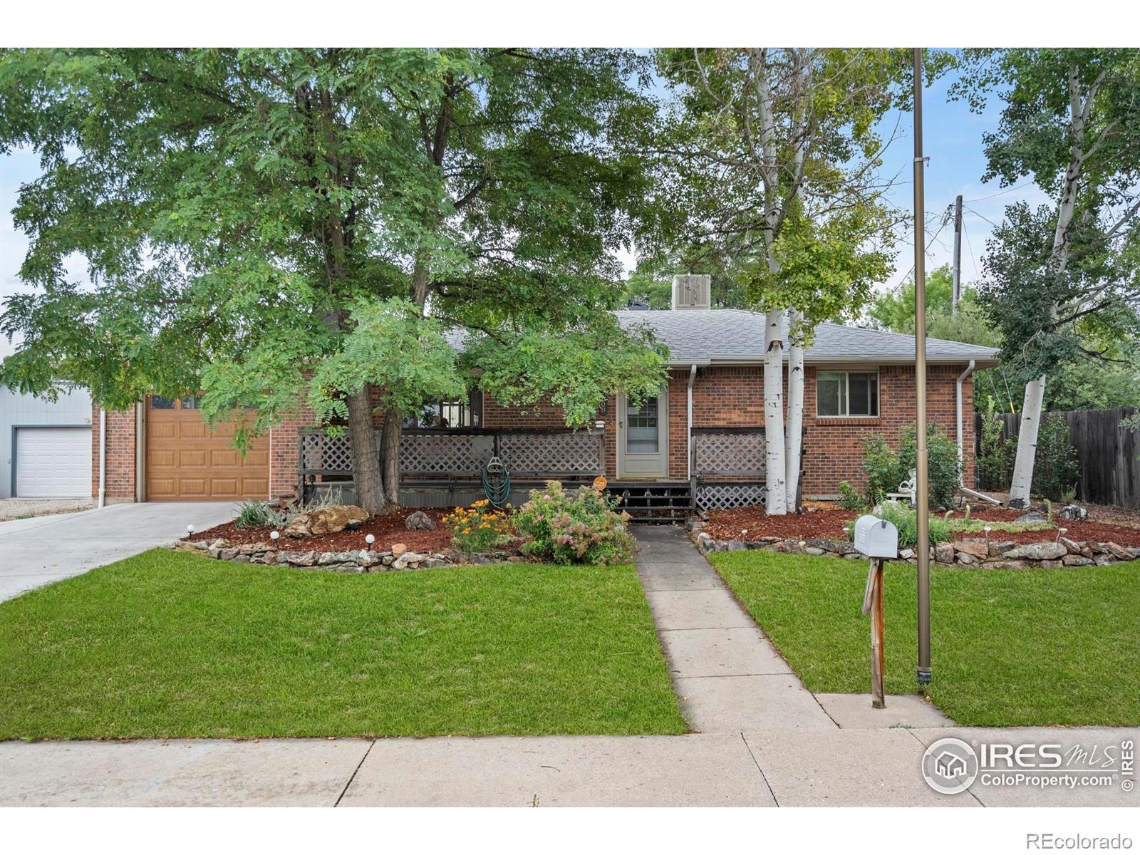 808 S Del Norte Avenue