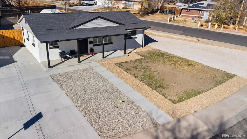 Photo of 9191 Beechwood Drive, Thornton, CO 80229 (MLS # 7106337)