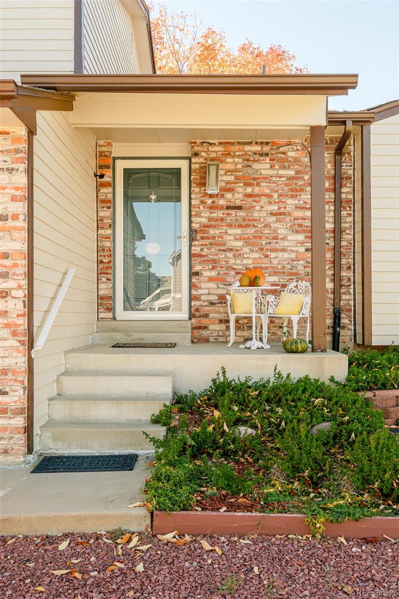 5272 S Zeno Court