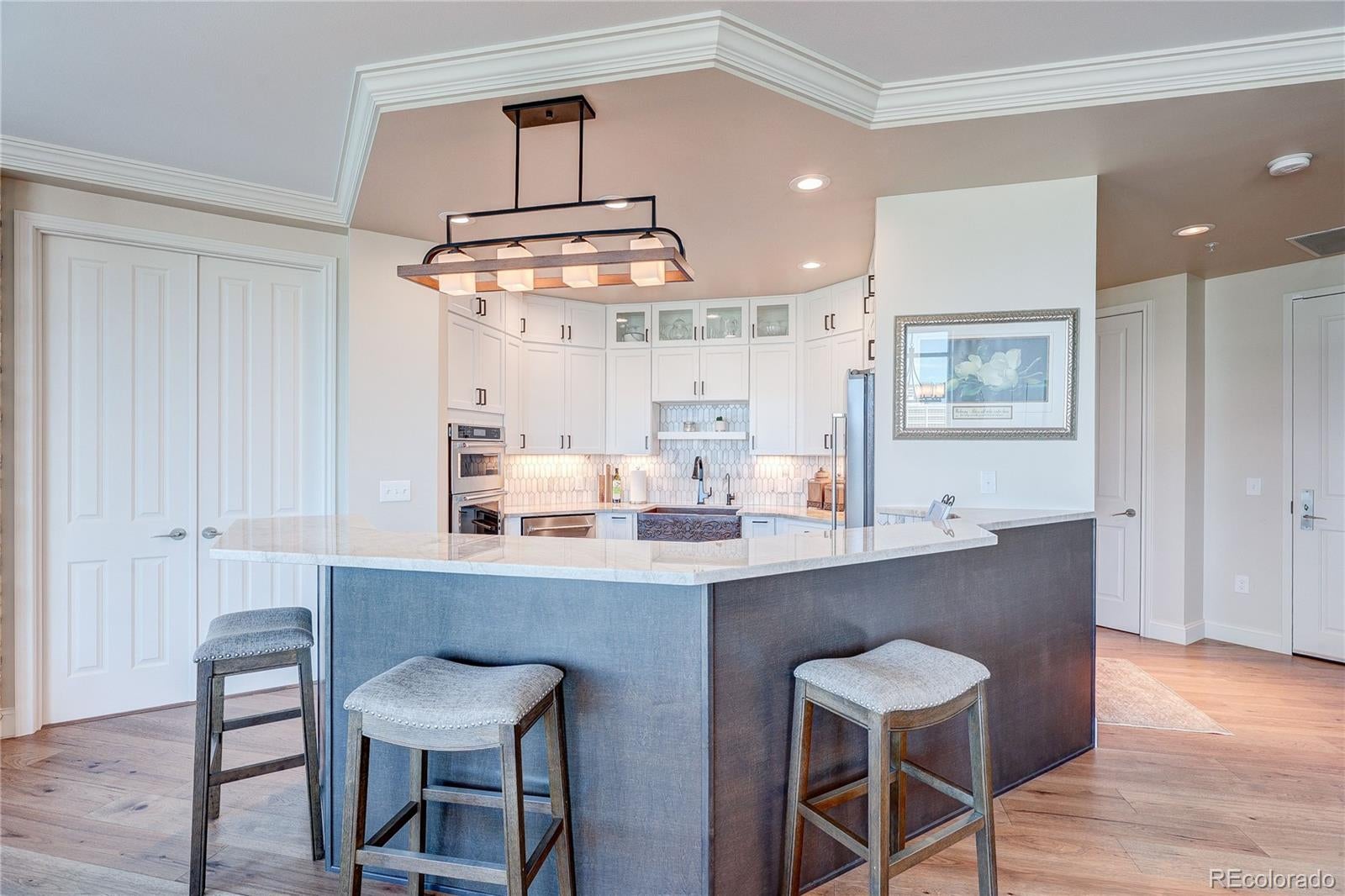 8100 E Union Avenue 1806