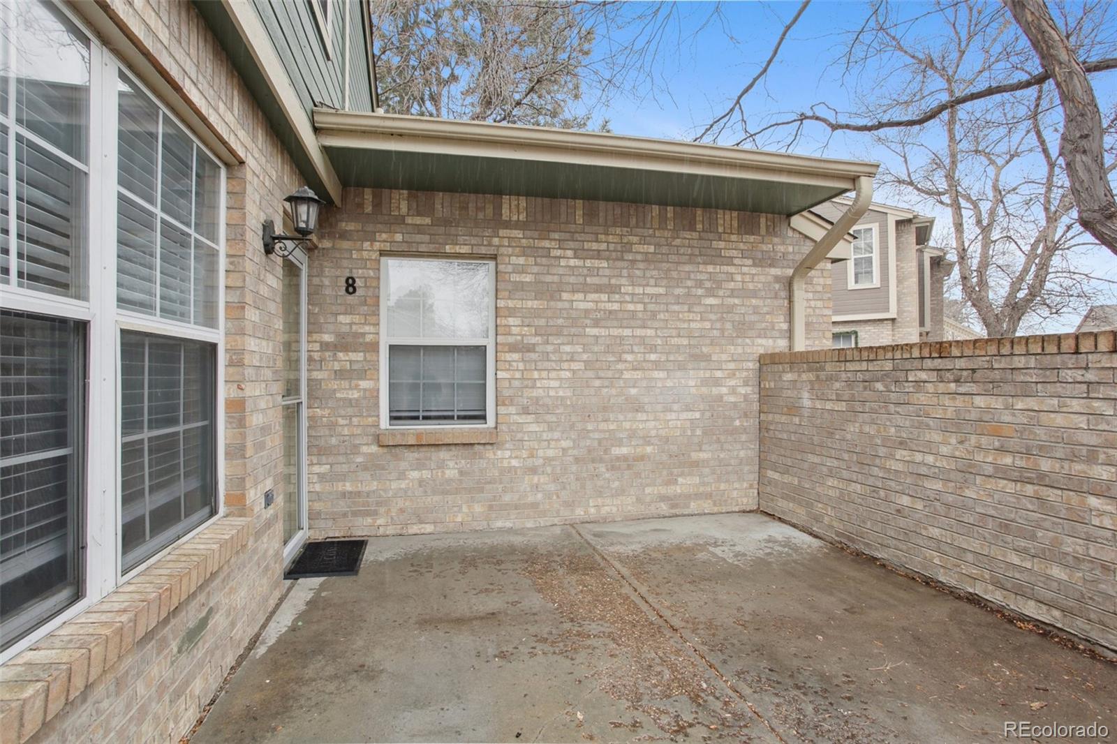 2726 E Otero Place 8