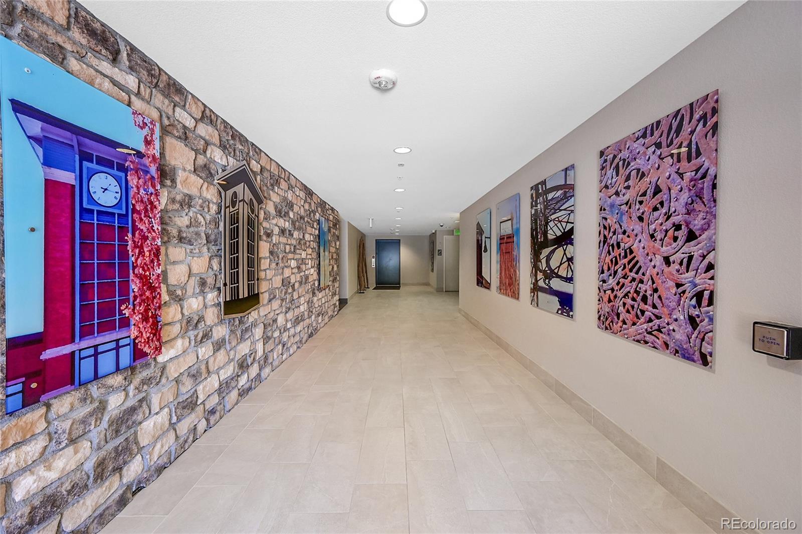 1044 Rockhurst Drive 401, Highlands Ranch, CO, 80129 2 1044 Rockhurst Drive 401