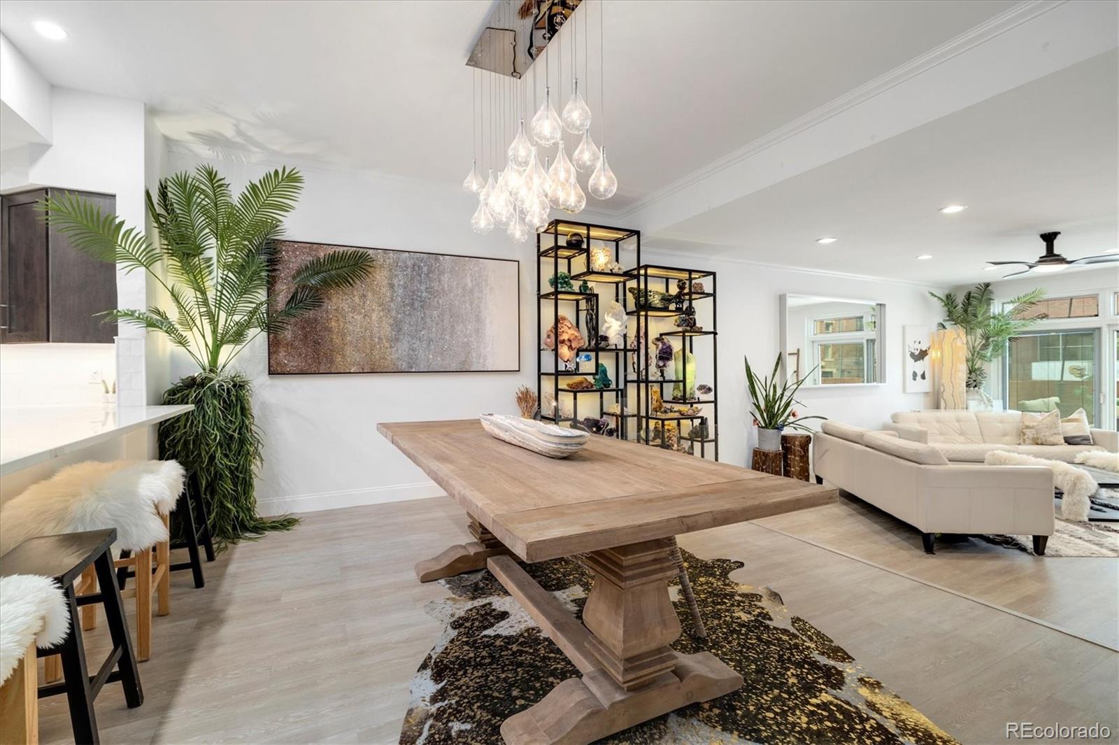 1512 Larimer Street 10