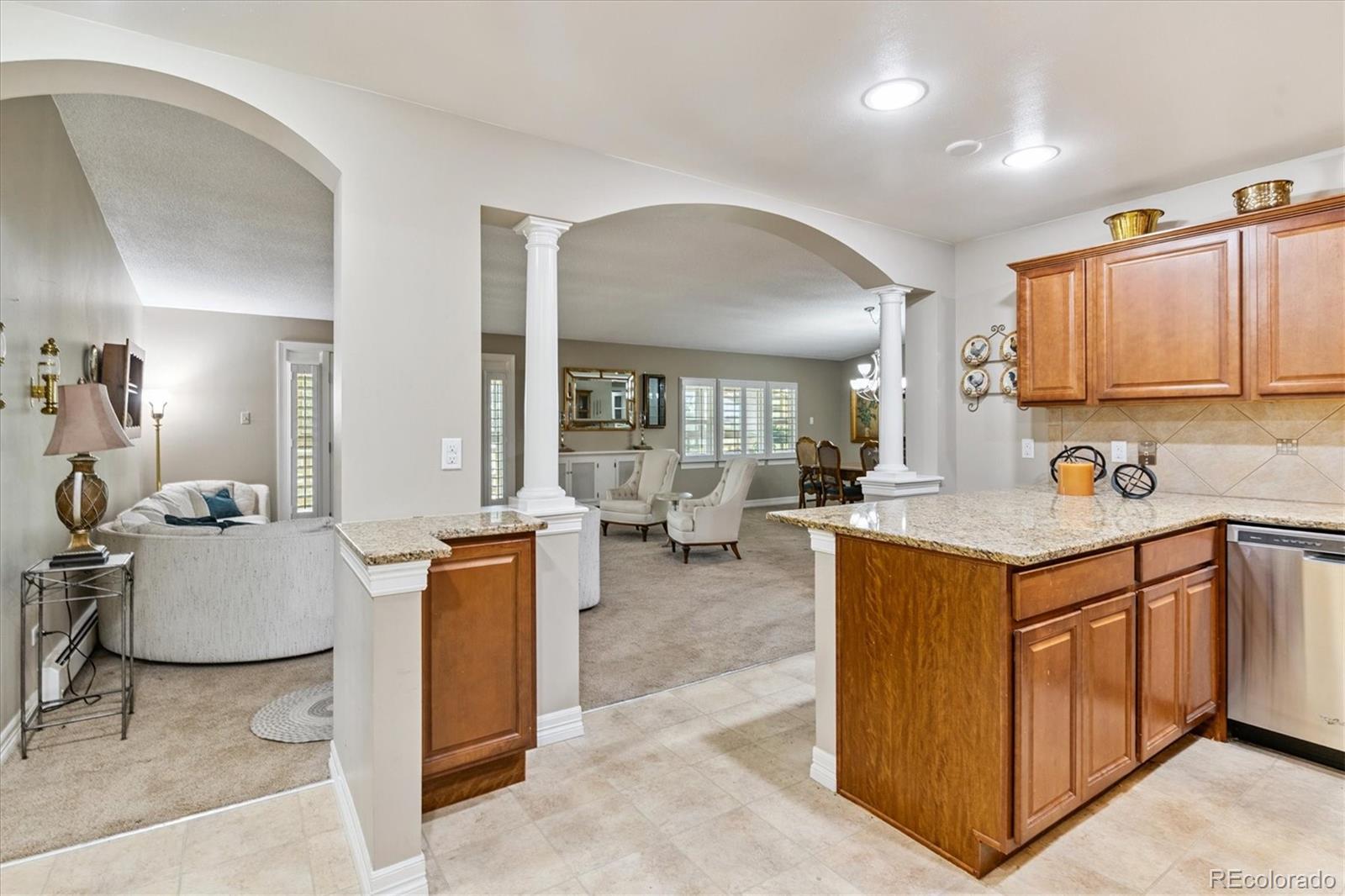 605 S Alton Way 8D
