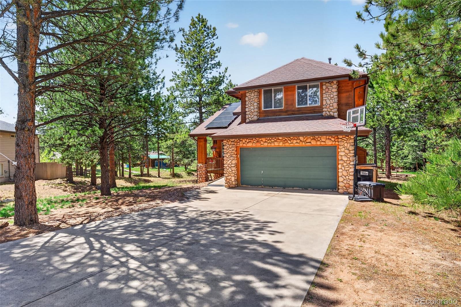 2141 Valley View Drive