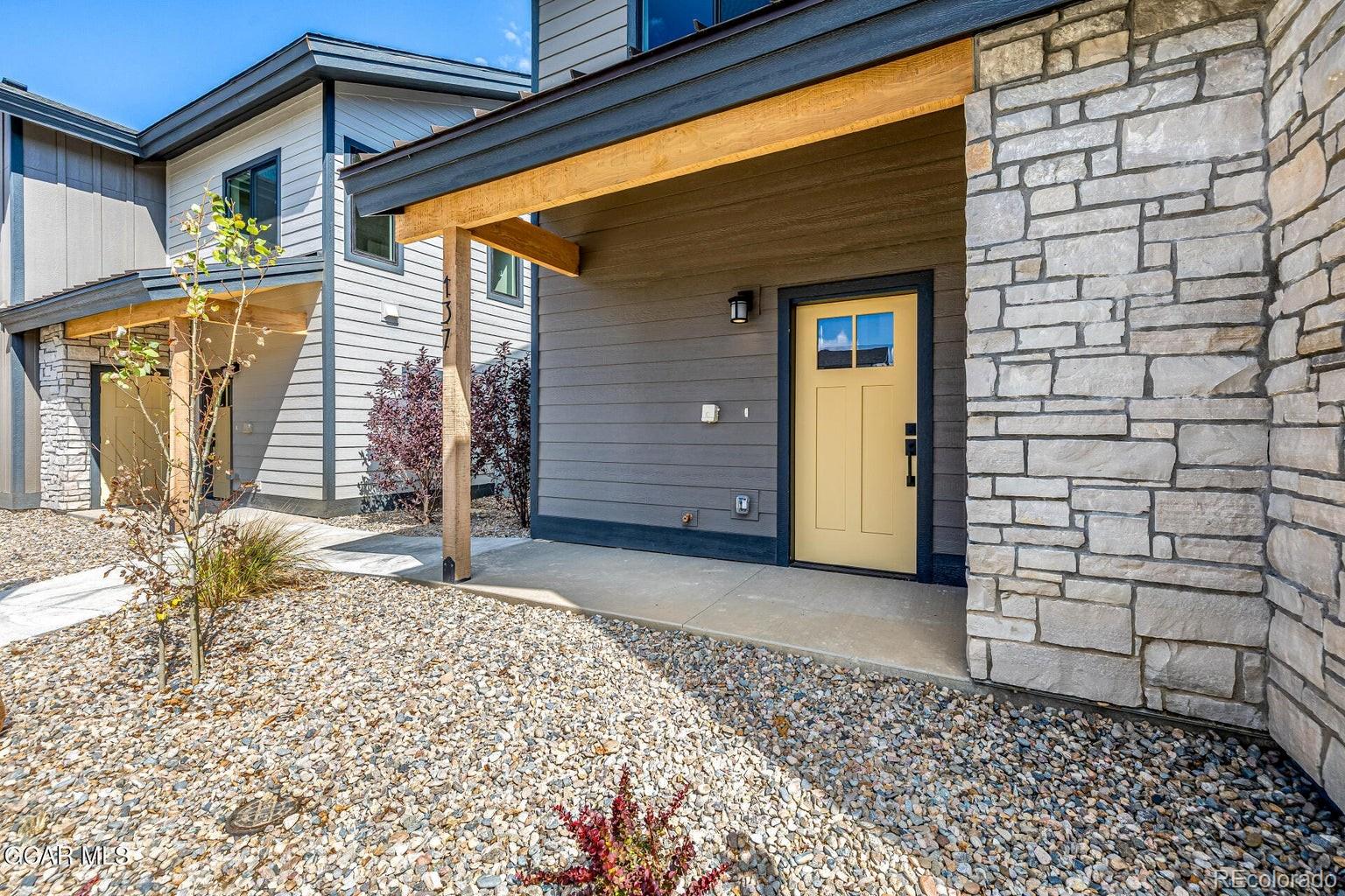 137 Granby Meadow Drive